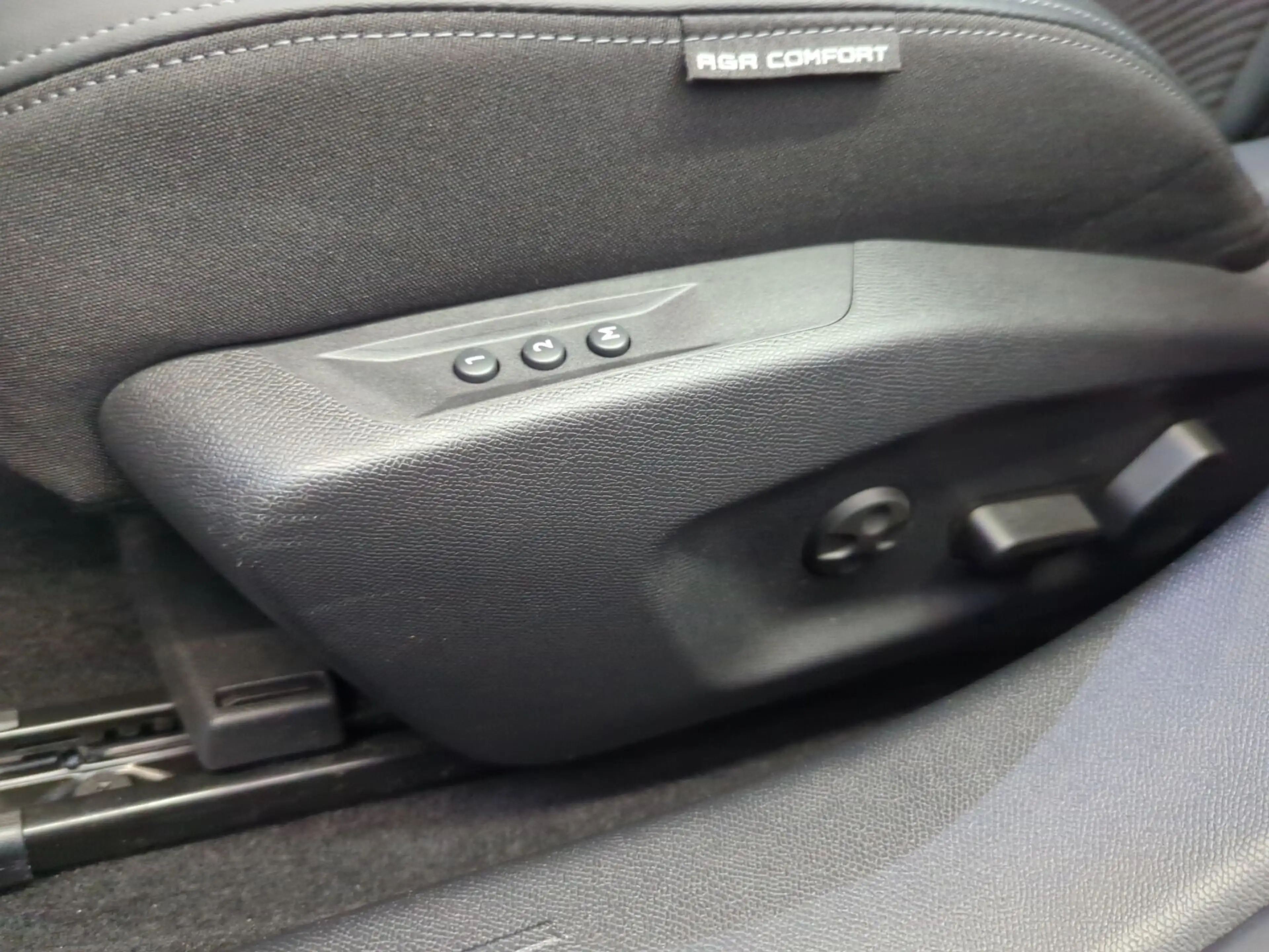 Peugeot Others 308 Hybrid 180 (Plug-In) e-EAT8 GT ACC Navi Kam. — photo 7