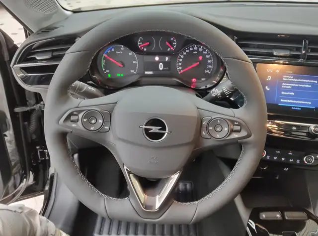 Opel Corsa view 13