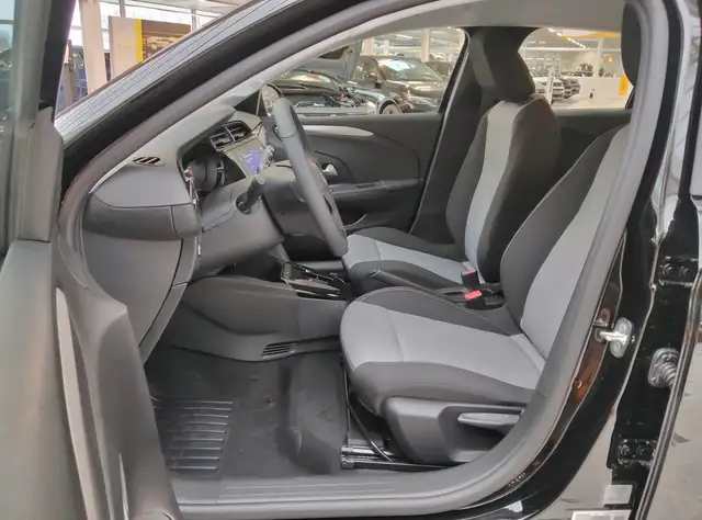 Opel Corsa view 11