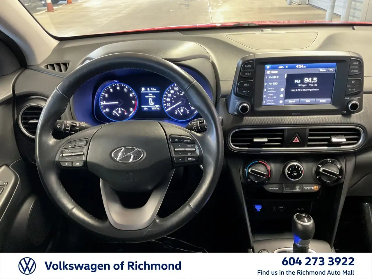 Hyundai KONA снимка Hyundai KONA