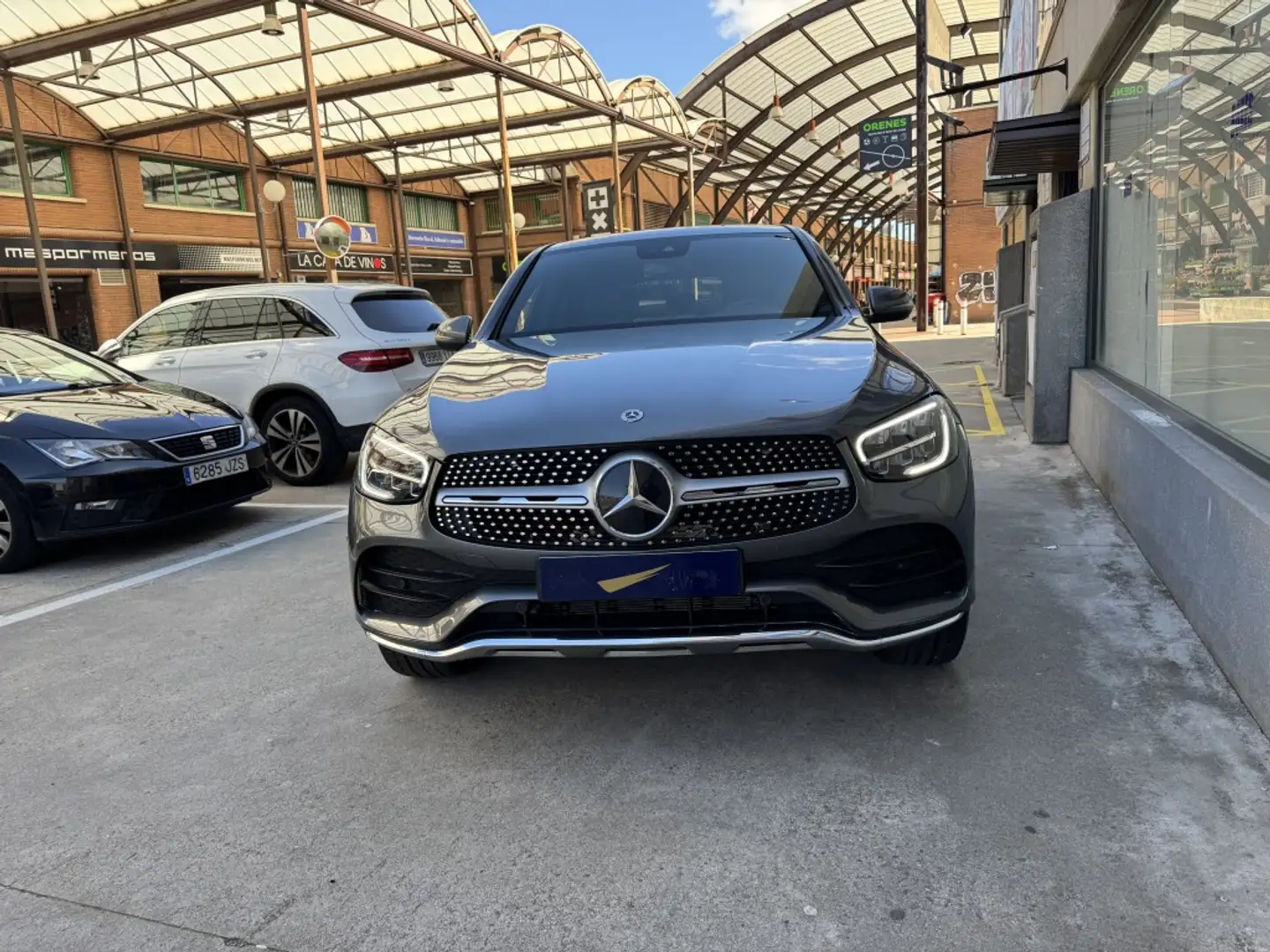 Mercedes-Benz GLC 300 300de 4Matic 9G-Tronic Gris - 2
