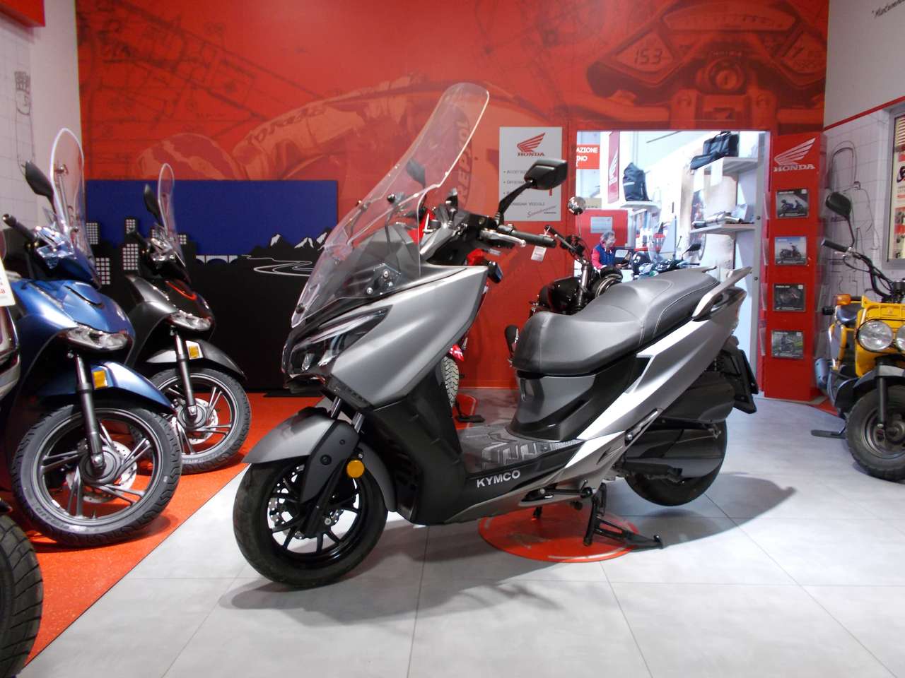 Kymco X-Town 300i City