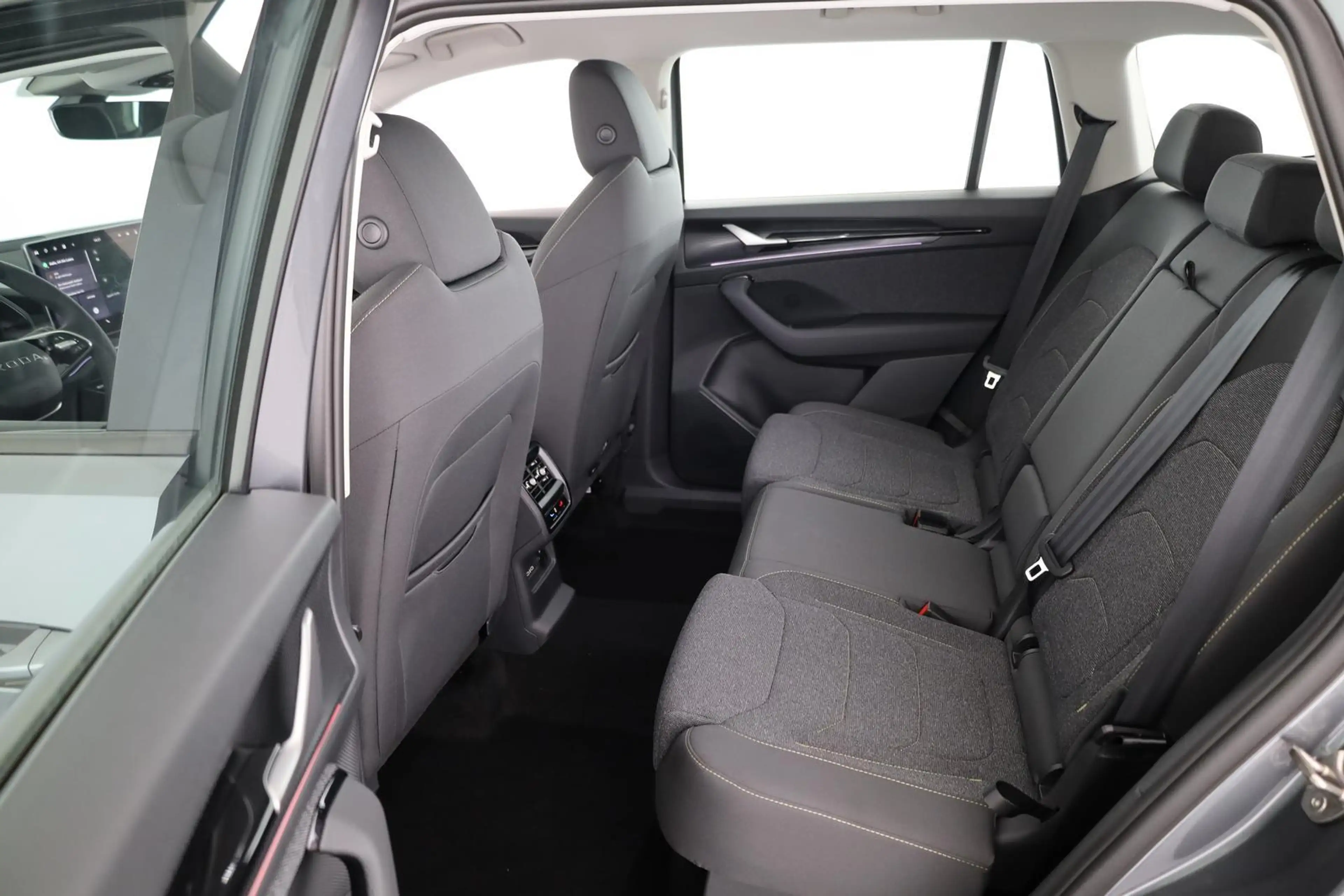 Skoda Kodiaq 2.0 TDI 110 kW Selection DSG Selection, AHK, Na... — photo 11