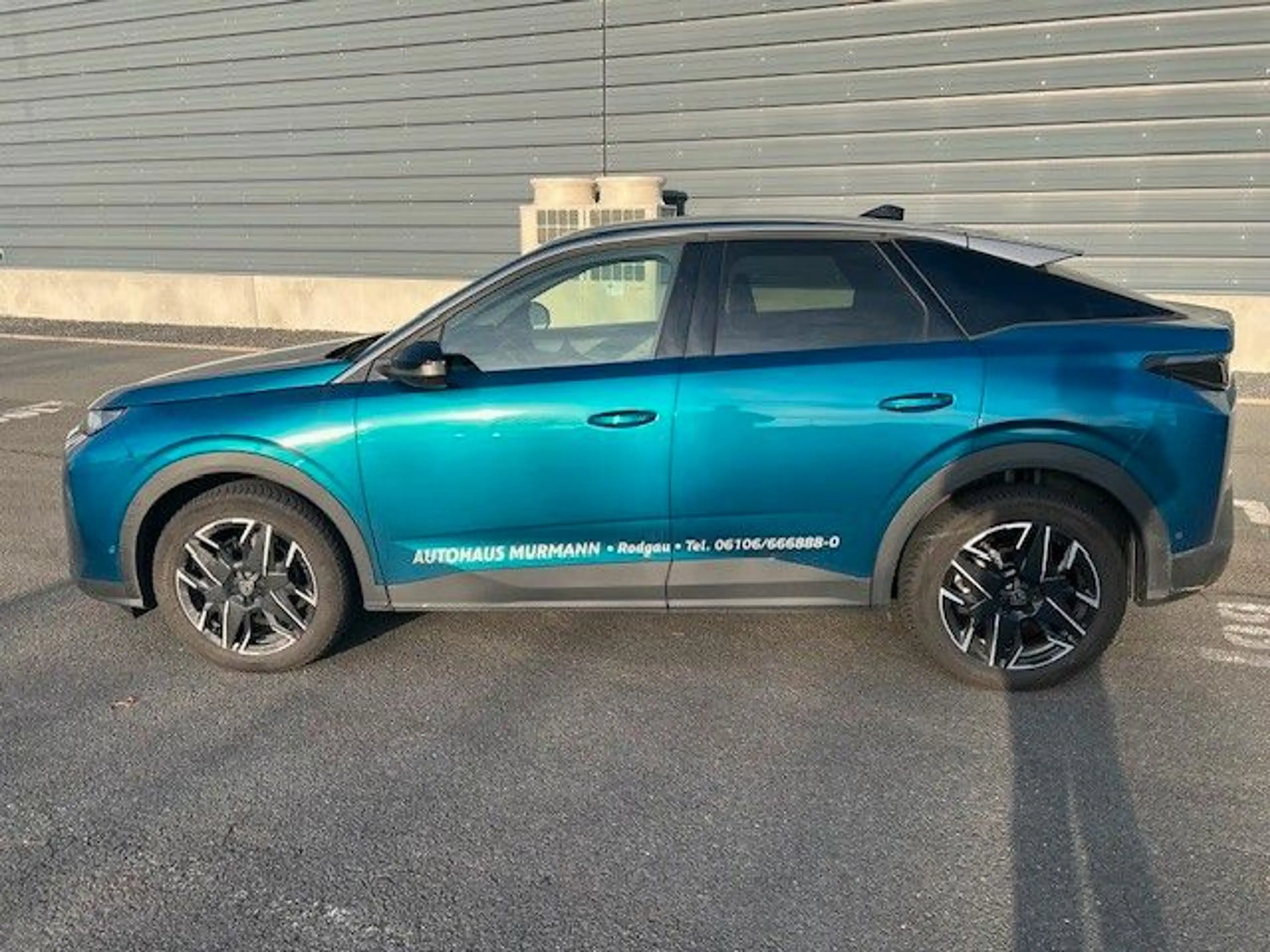 Peugeot 3008 Hybrid 136 Allure — photo 6