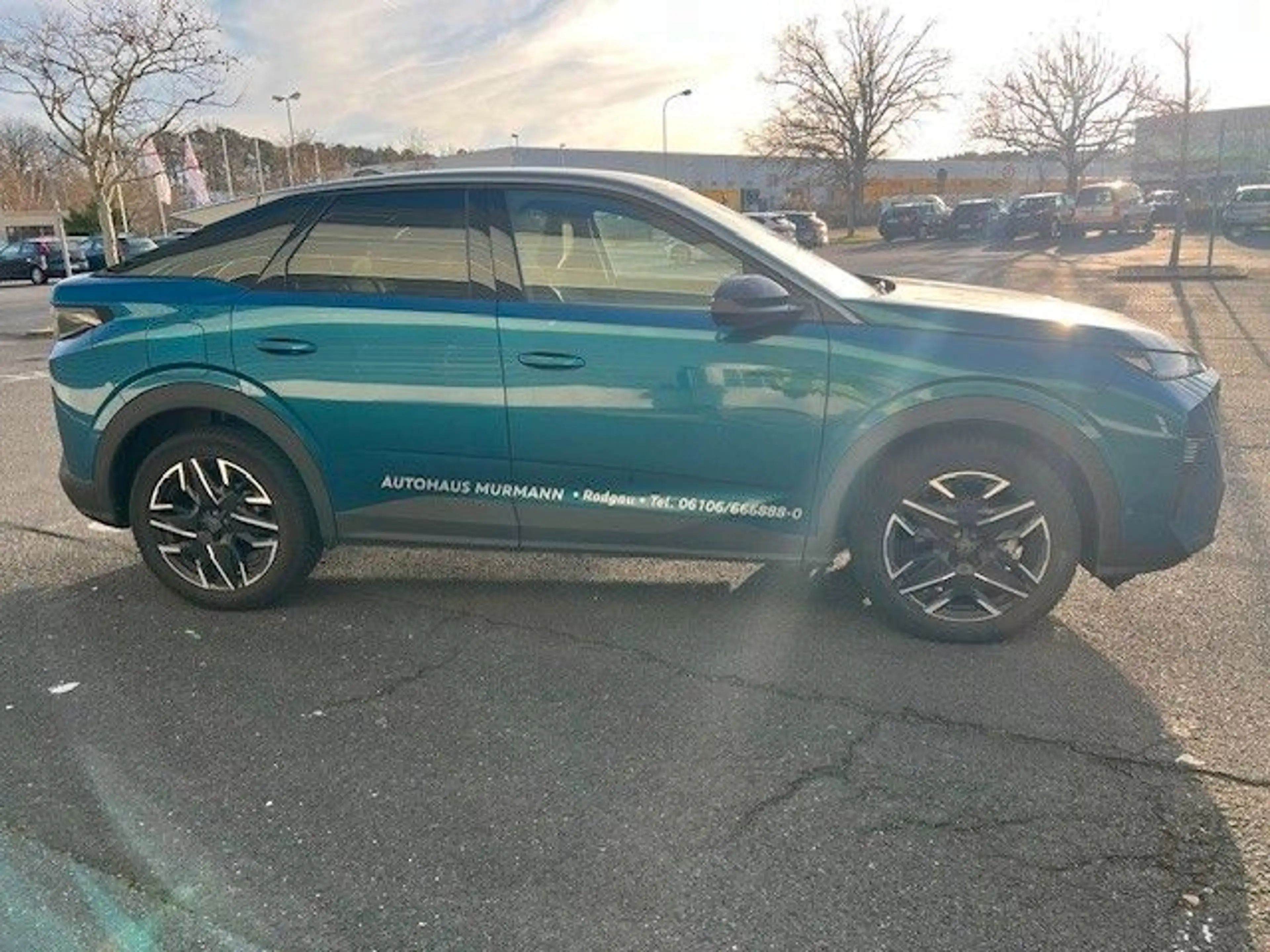 Peugeot 3008 Hybrid 136 Allure — photo 7