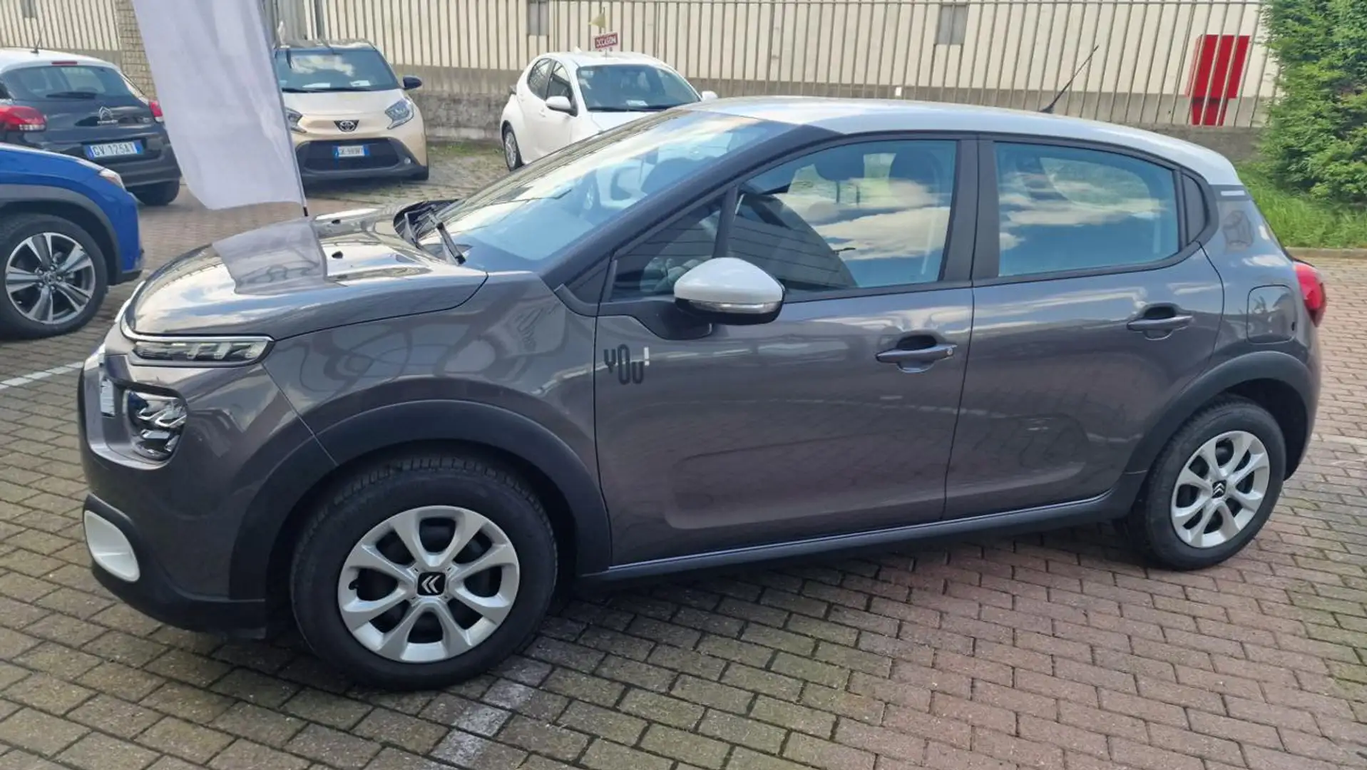 Citroen C3 PureTech 83 S&S You Bicolor Gris - 1