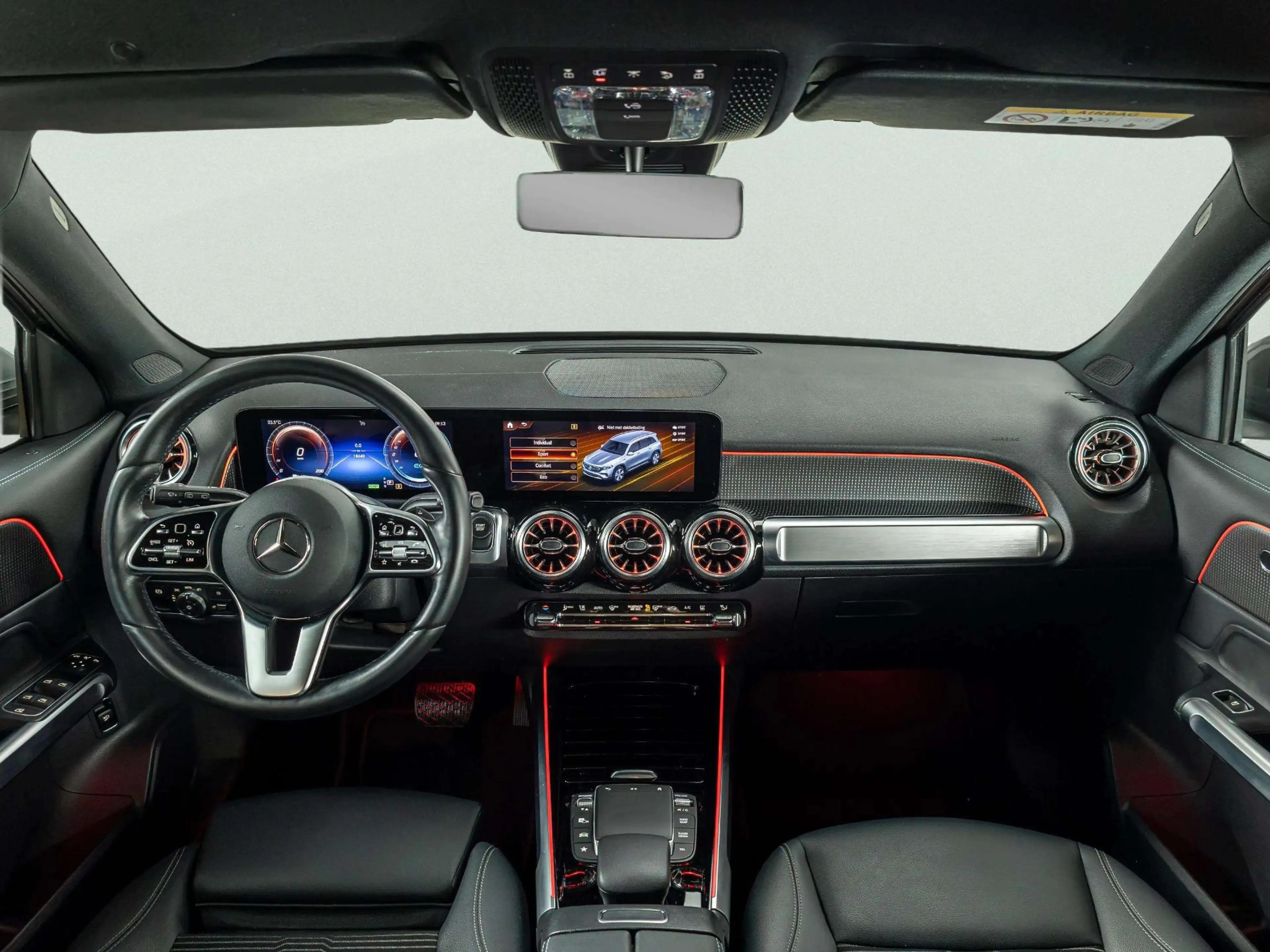 Mercedes-Benz EQB 250 Luxury Line 67 kWh — photo 3