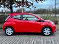Toyota Aygo AYGO x-play / Klima / 1-Hand Червоний - thumbnail 2