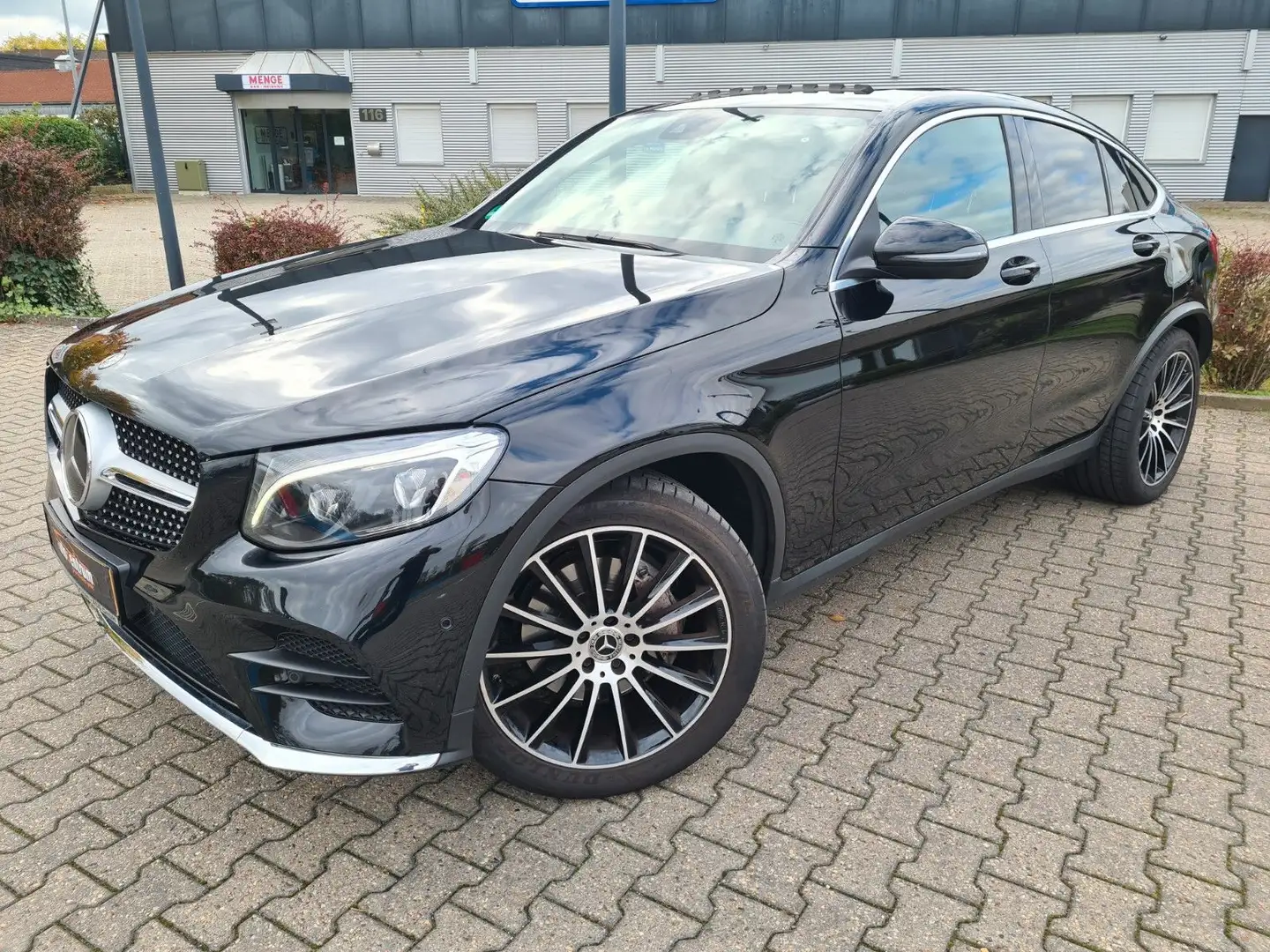 Mercedes-Benz GLC 300 Cpe 4M 2x AMG*eSD*Airmatic*ACC+*Memo*AHK Noir - 2