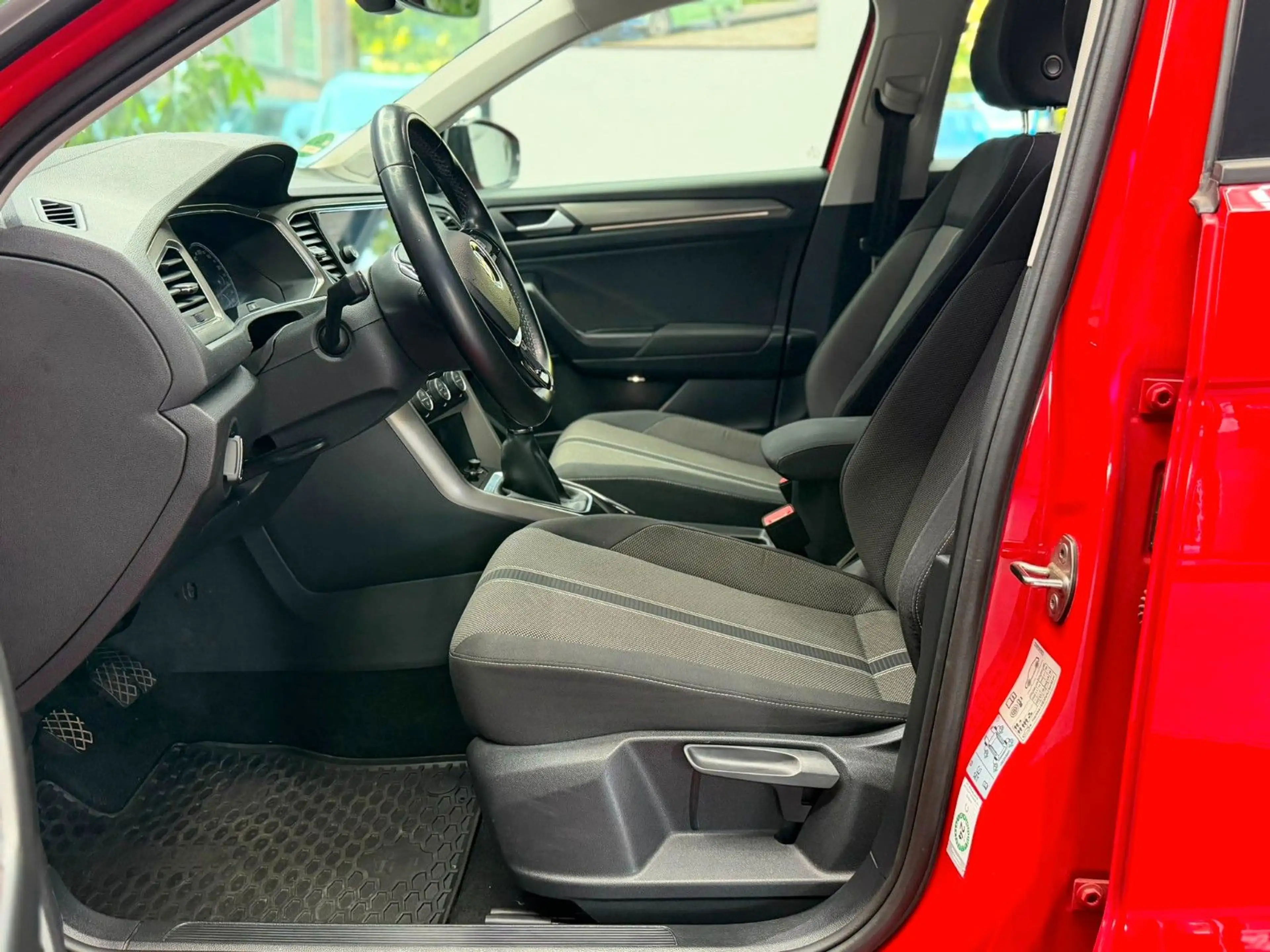 Volkswagen T-Roc Style Navi/Kamera/SHZ — photo 10