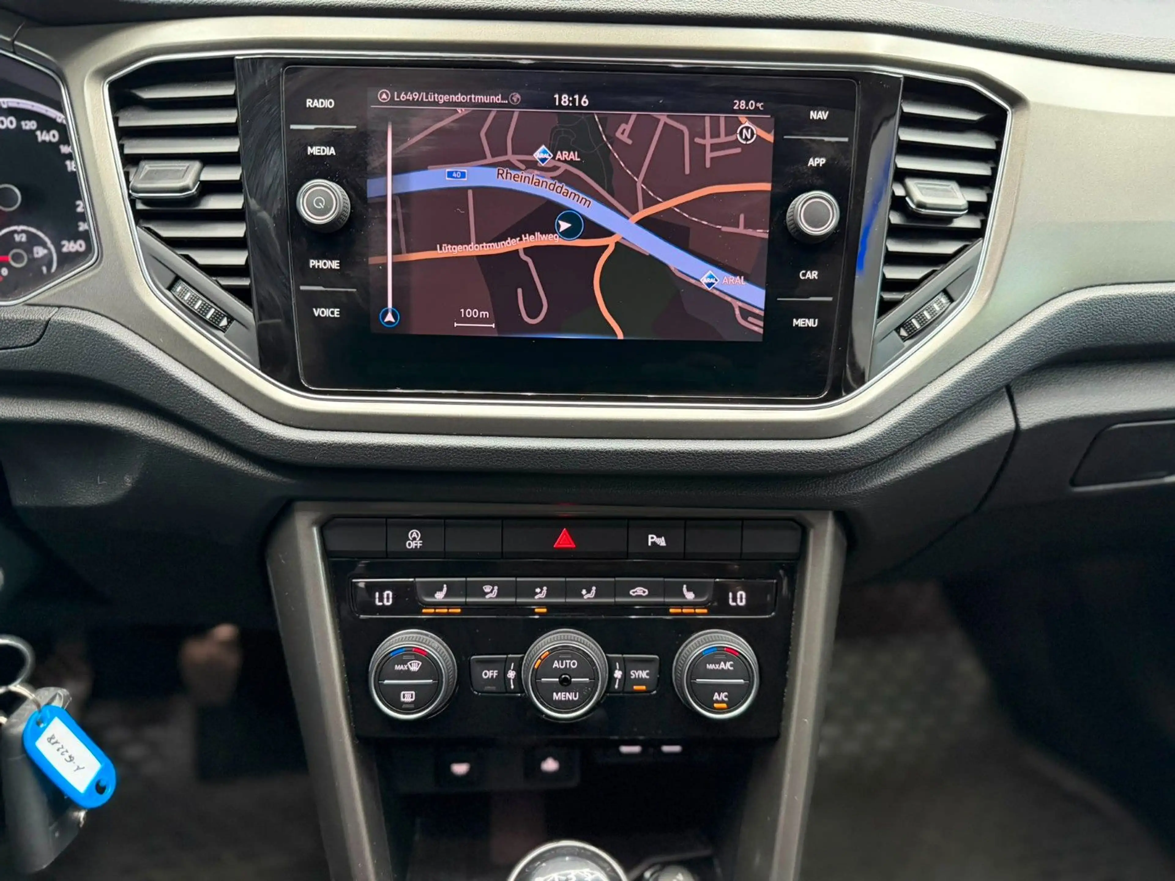 Volkswagen T-Roc Style Navi/Kamera/SHZ — photo 13