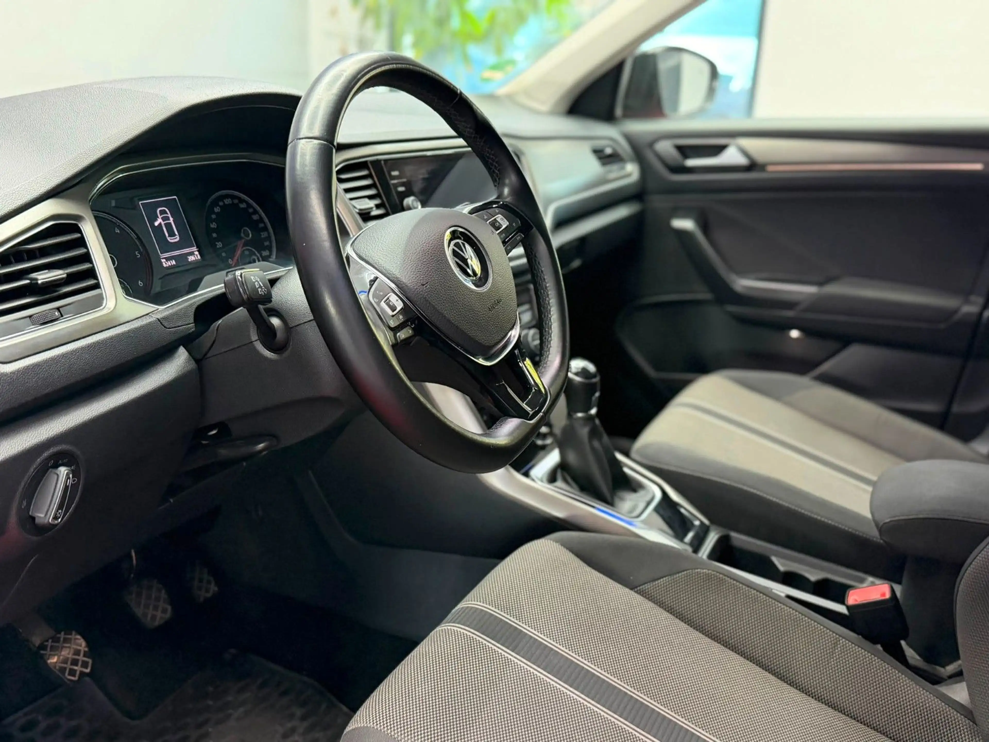 Volkswagen T-Roc Style Navi/Kamera/SHZ — photo 11