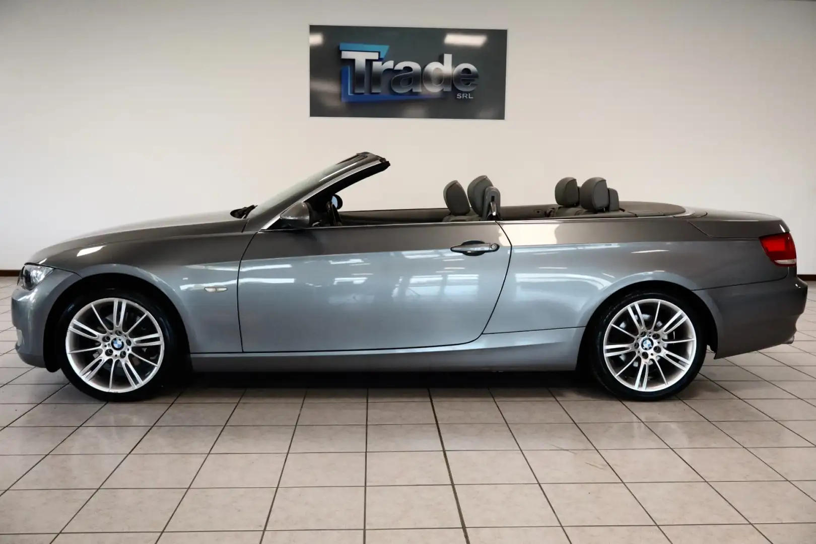 BMW 320 320i Cabrio Tagliandi BMW Gris - 1