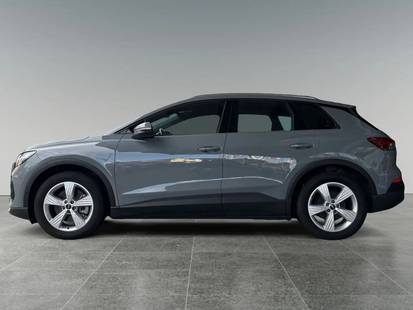 Audi Q4 e-tron 40 AHK ACC Kamera 19 Zoll LM LED Klima Gris - 2