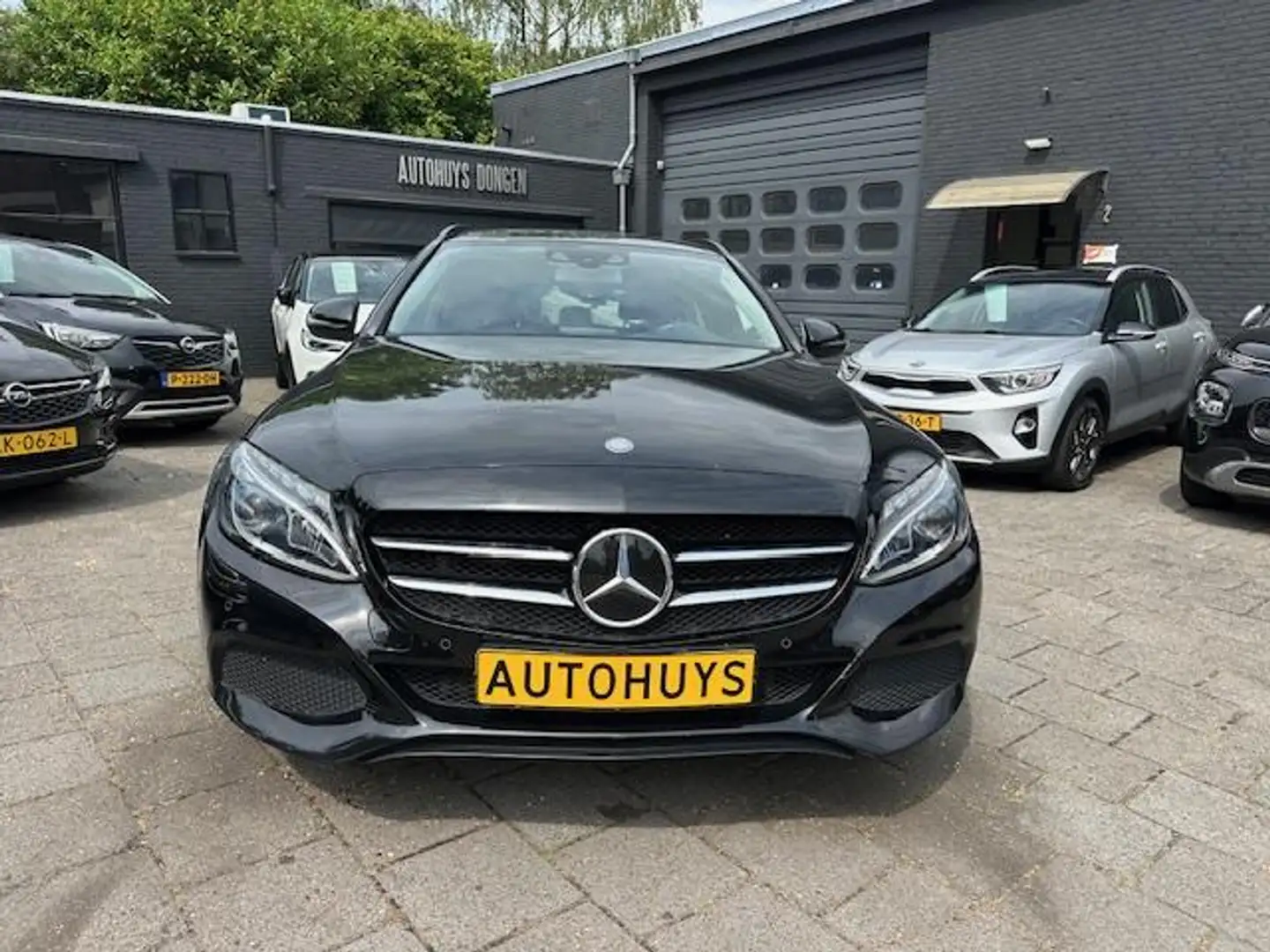 Mercedes-Benz C 350 Estate e (279pk!!) Estate! Burmester! Navi! Zwart - 2
