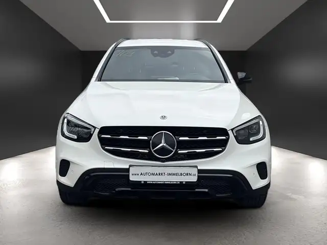 Mercedes-Benz GLC view 9