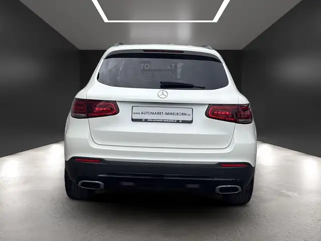 Mercedes-Benz GLC view 10