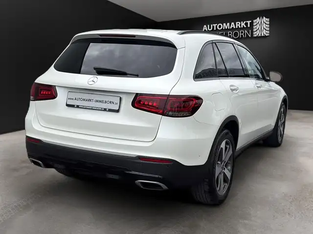 Mercedes-Benz GLC view 7