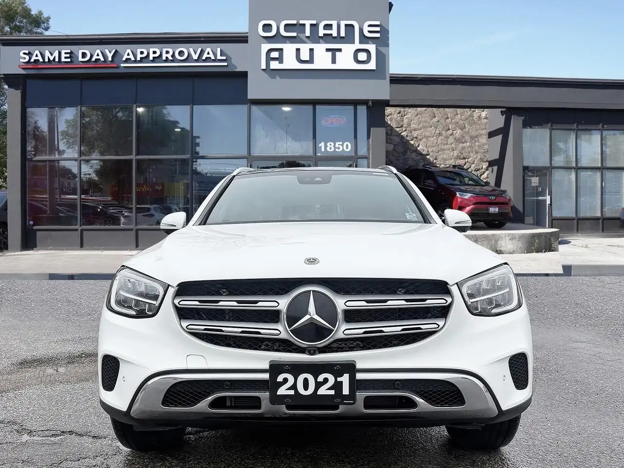 Mercedes-Benz GLC снимка Mercedes-Benz GLC