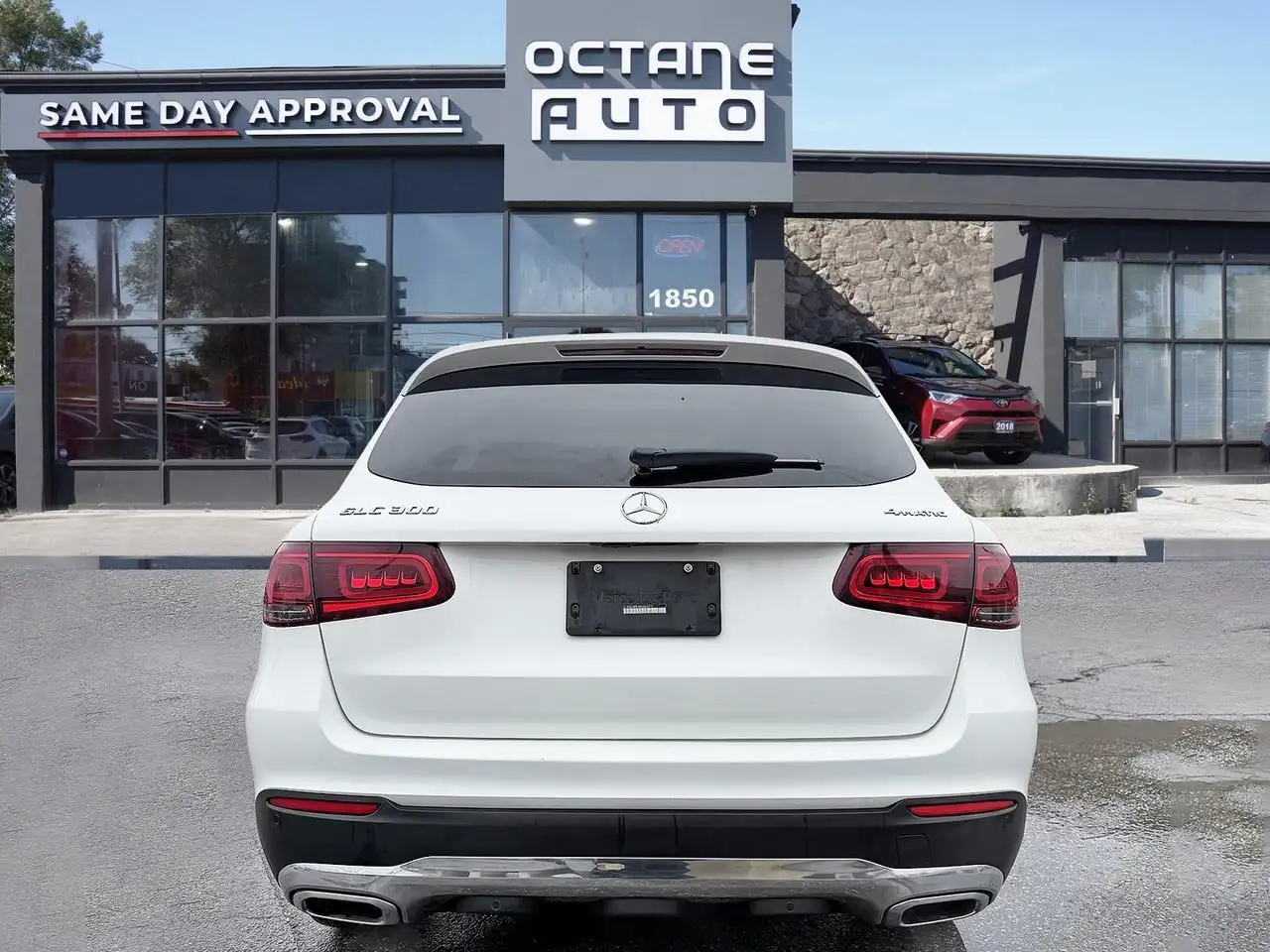 Mercedes-Benz GLC снимка Mercedes-Benz GLC