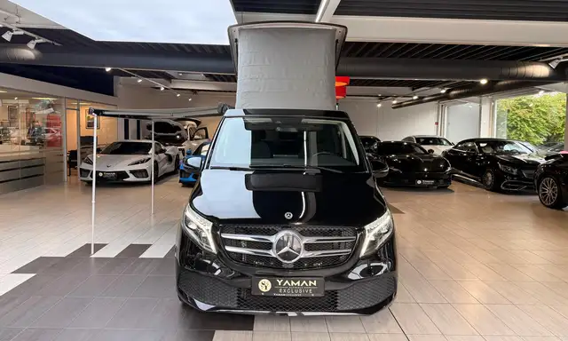 Mercedes-Benz V-Class view 5