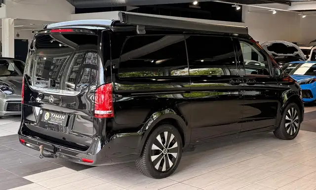 Mercedes-Benz V-Class view 10
