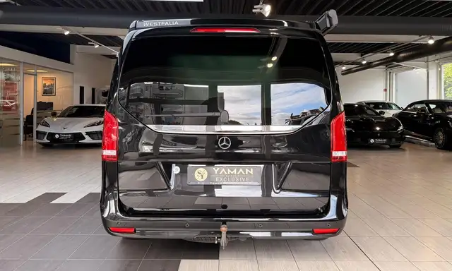 Mercedes-Benz V-Class view 9