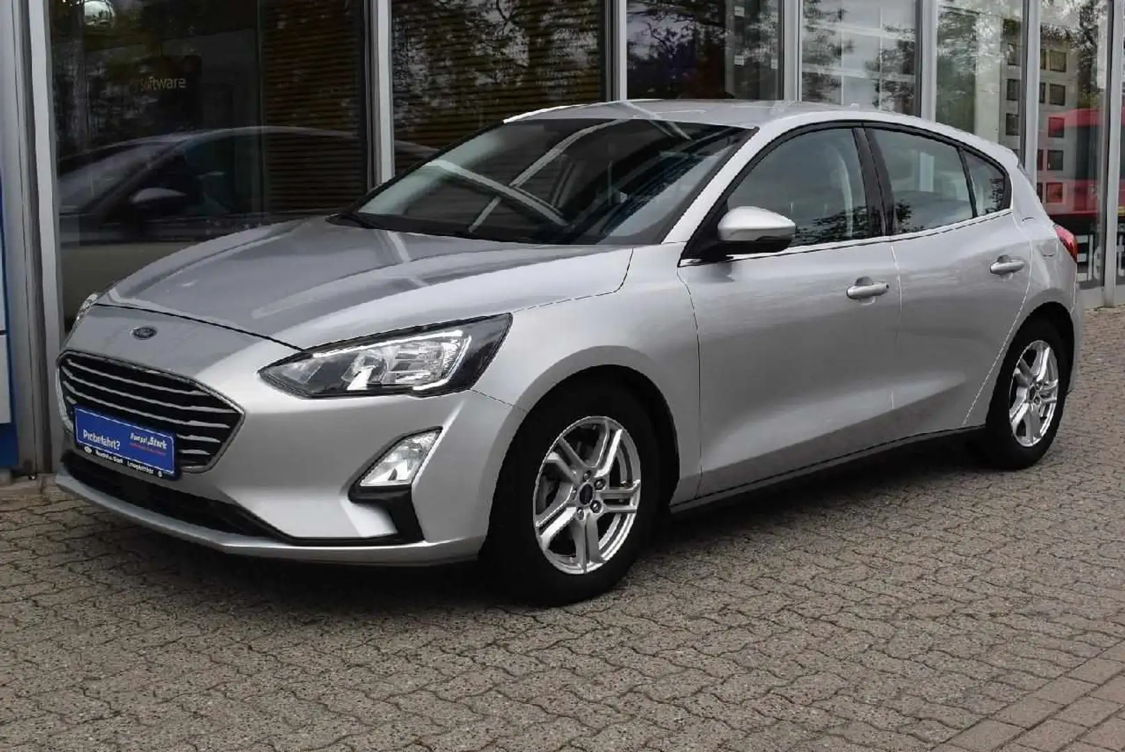 Ford Focus Cool & Connect Silber - 2