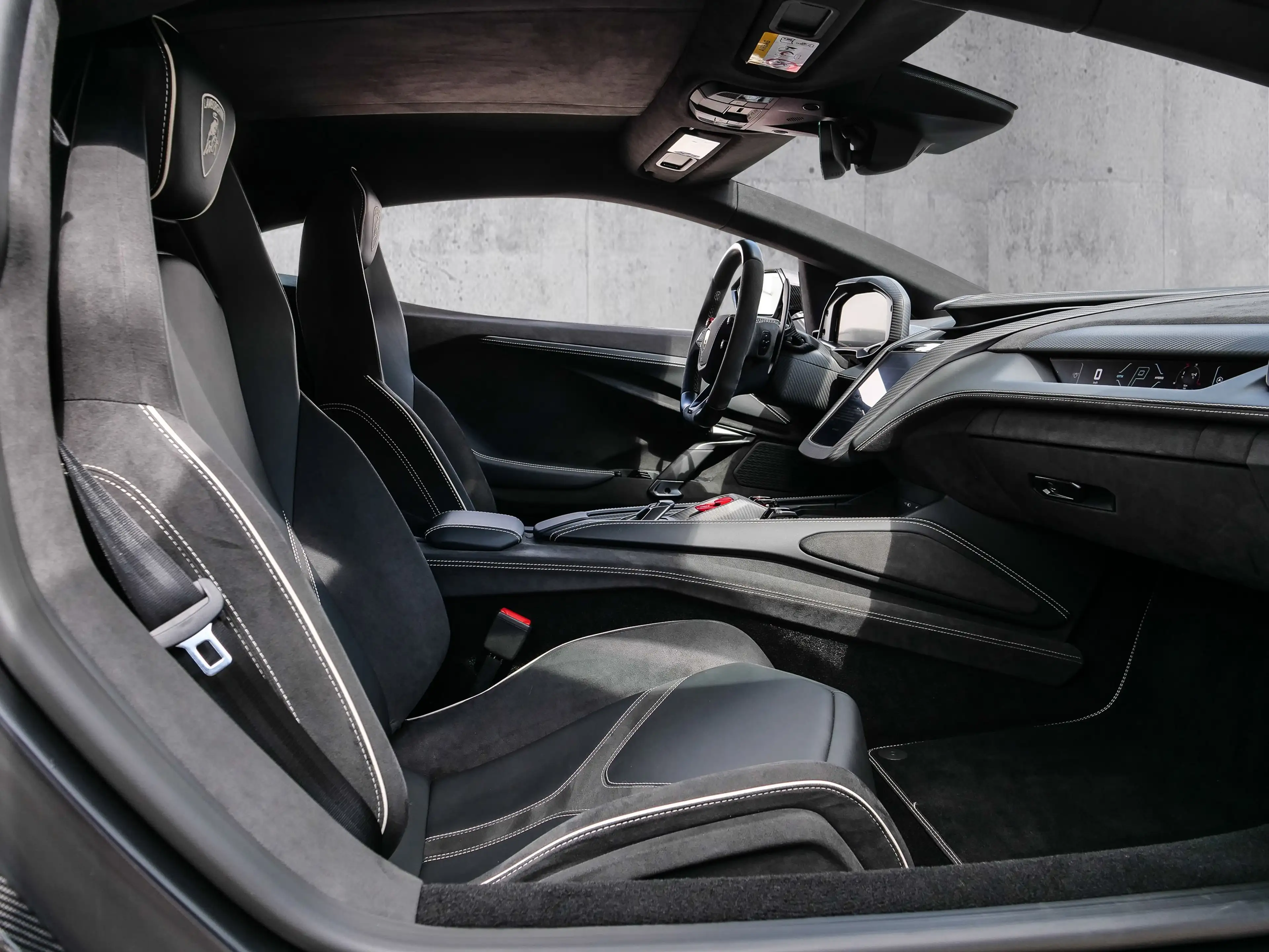 Lamborghini Revuelto Grigio Titans, Full High Assistant Pack — photo 6