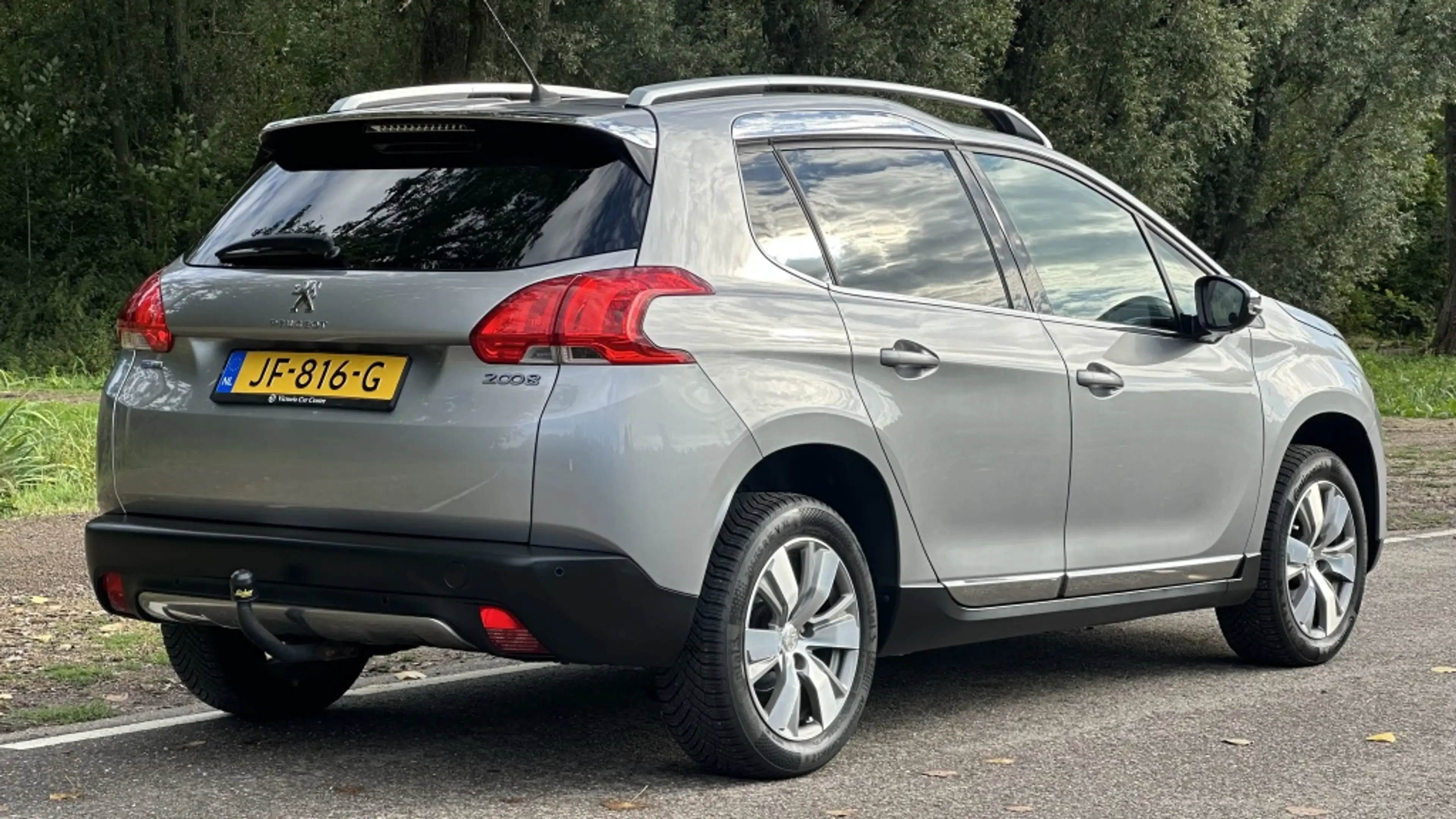 Peugeot 2008 1.2 Allure - Pano - Cruise - Park assist! — photo 4