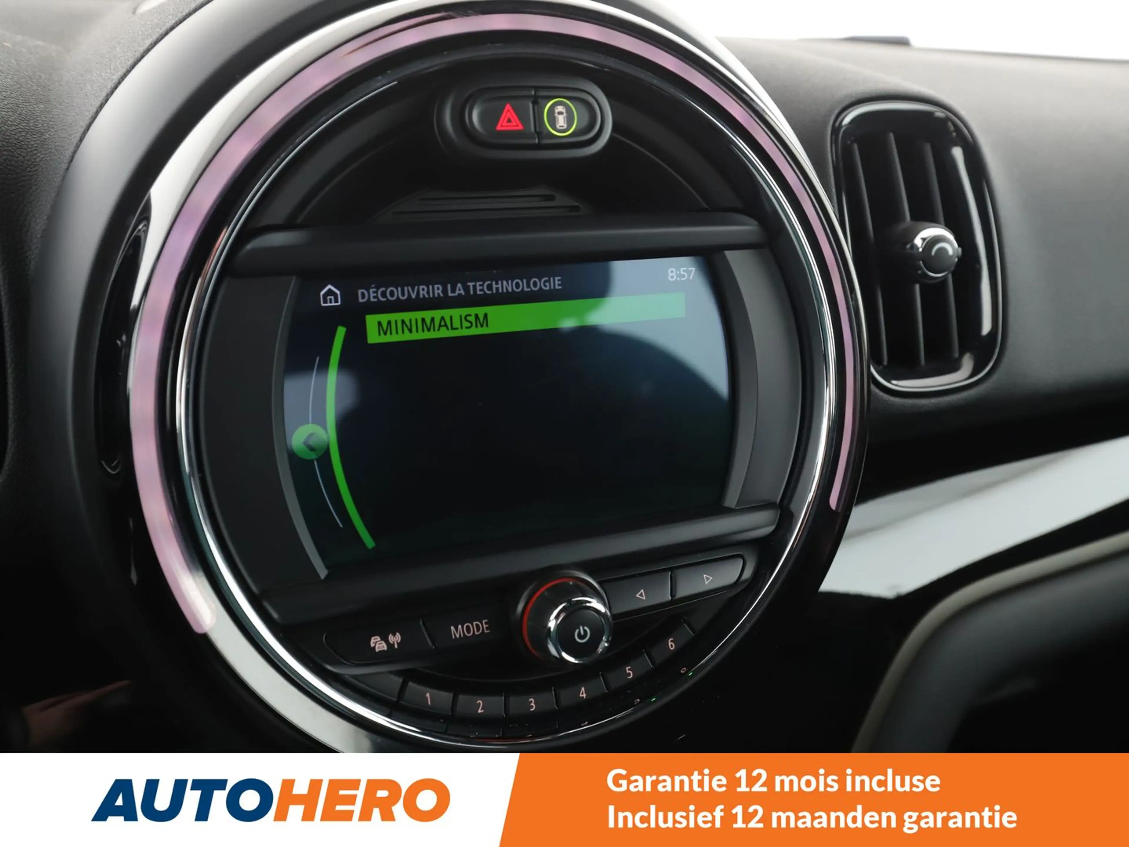 MINI One D Countryman One D — photo 6