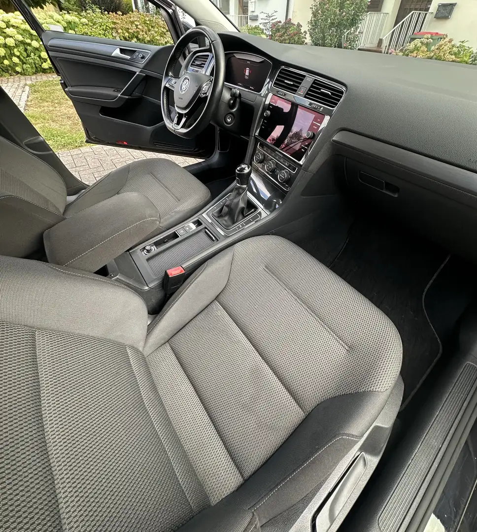 Volkswagen Golf 1,0 TSI - 2