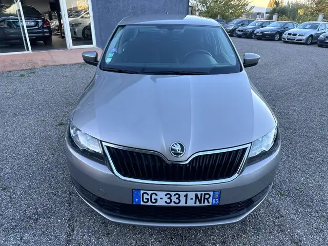 Skoda Rapid view 11