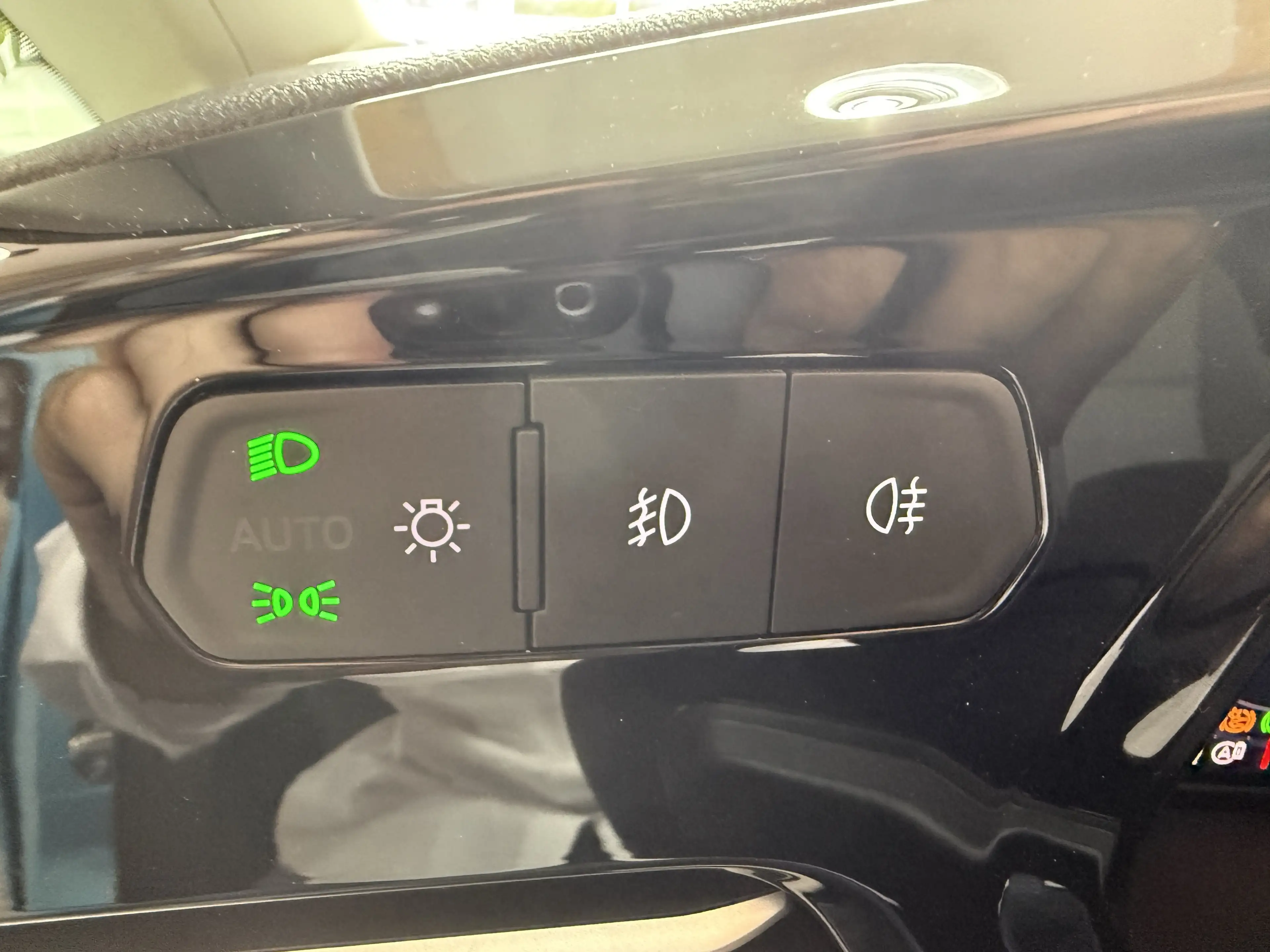 Ford Tourneo Connect Grand Tourneo Connect PHEV Titanium — photo 15