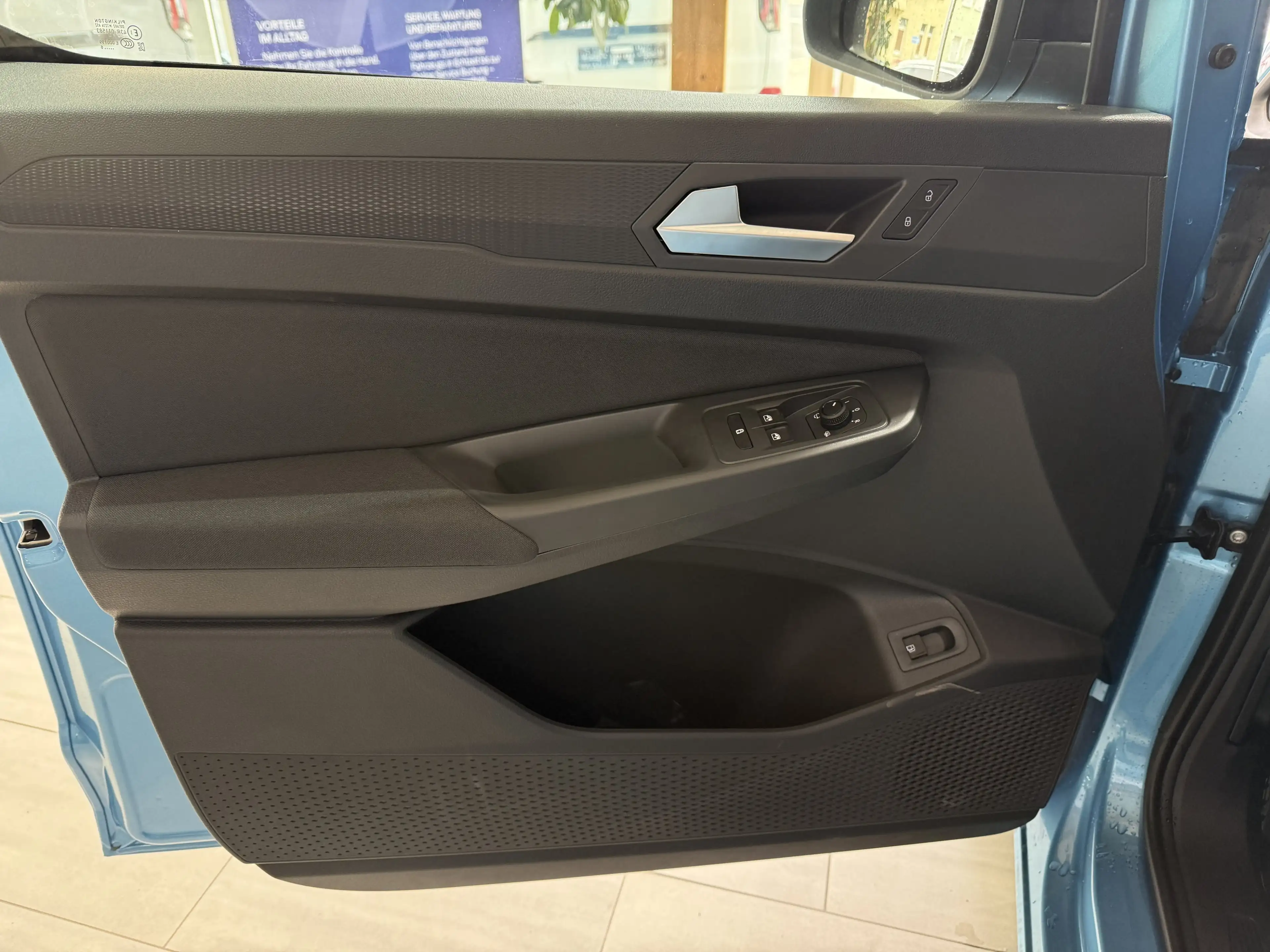 Ford Tourneo Connect Grand Tourneo Connect PHEV Titanium — photo 9
