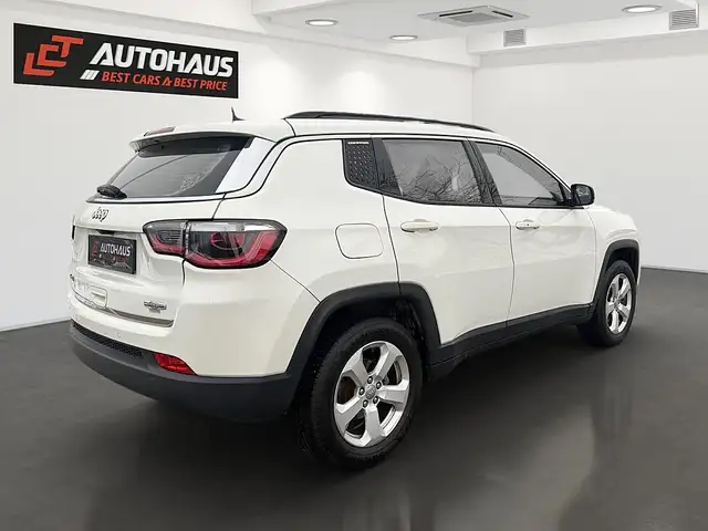 Jeep Compass view 6