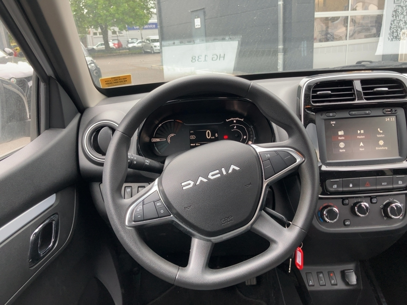 Dacia Spring Electric Essential 45 Rückfahrkamera — photo 10