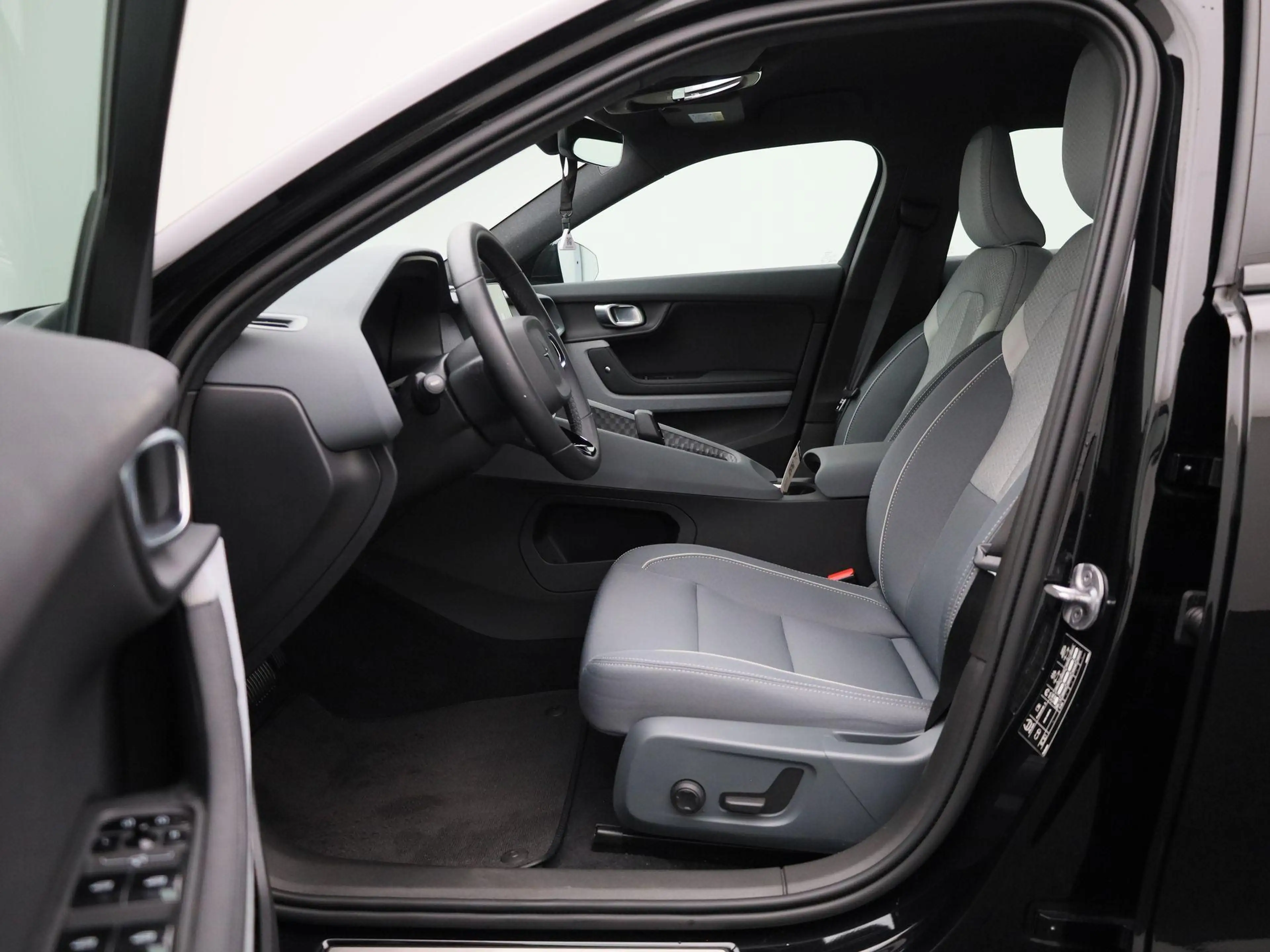 Polestar 2 Long Range Single Motor 78 kWh Elektrische stoelen — photo 10