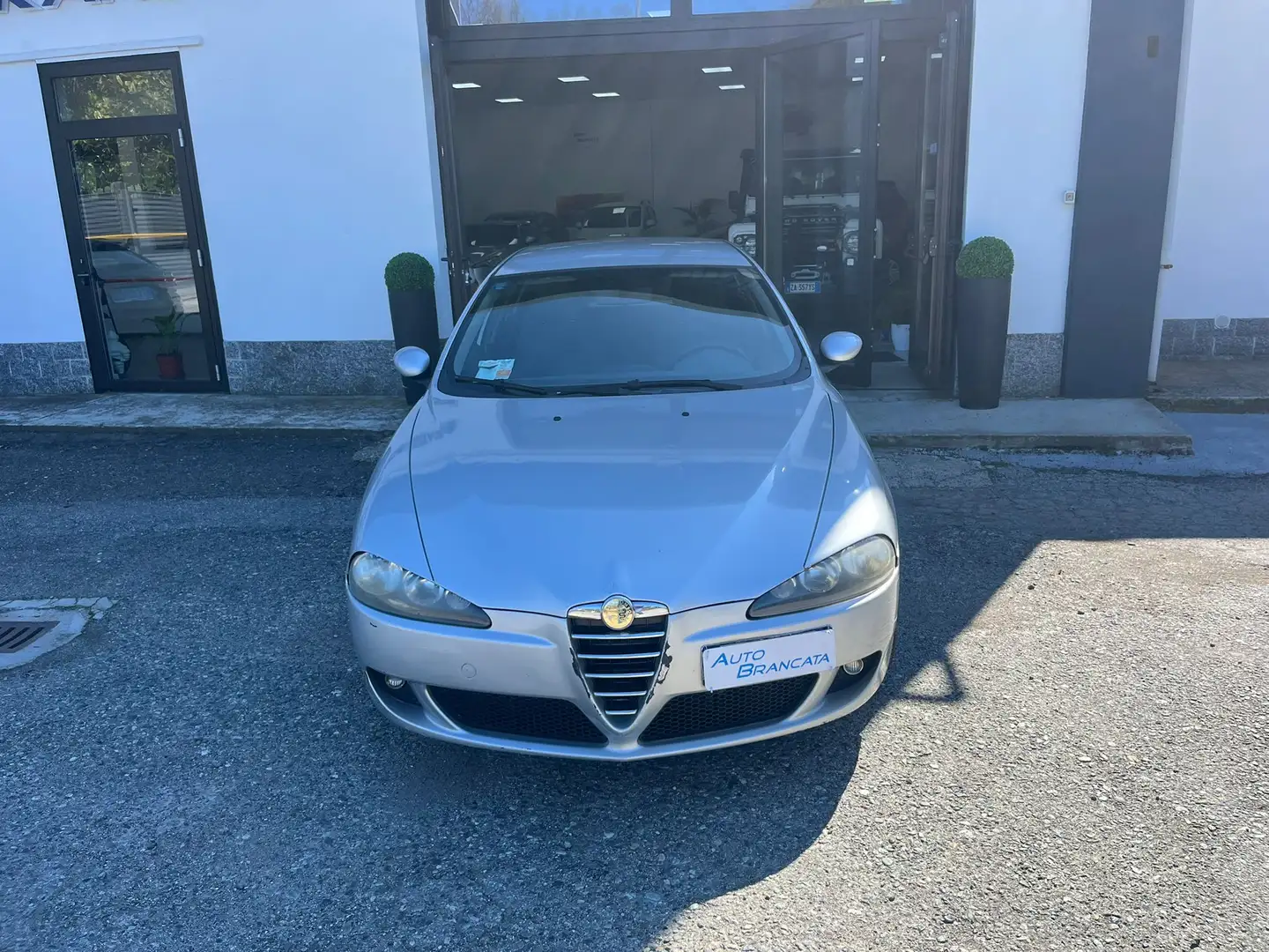 Alfa Romeo 147 5p 1.9 jtdm 120cv Silber - 2
