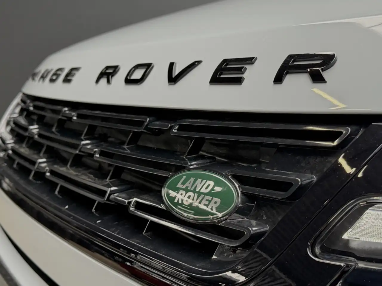 Land Rover Range Rover Evoque 2026 — фото 11