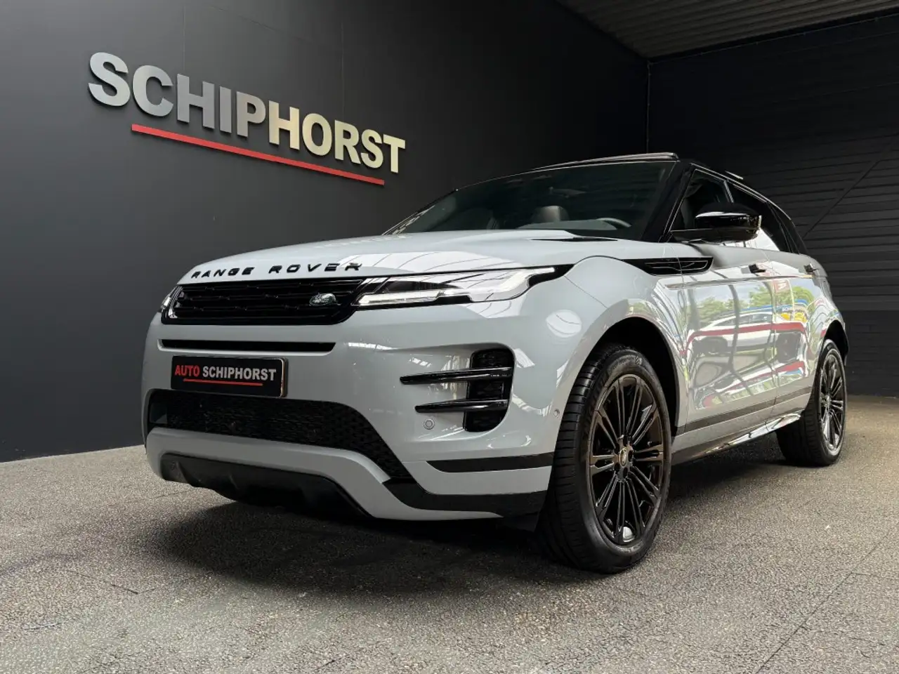 Land Rover Range Rover Evoque 2026 — фото 10