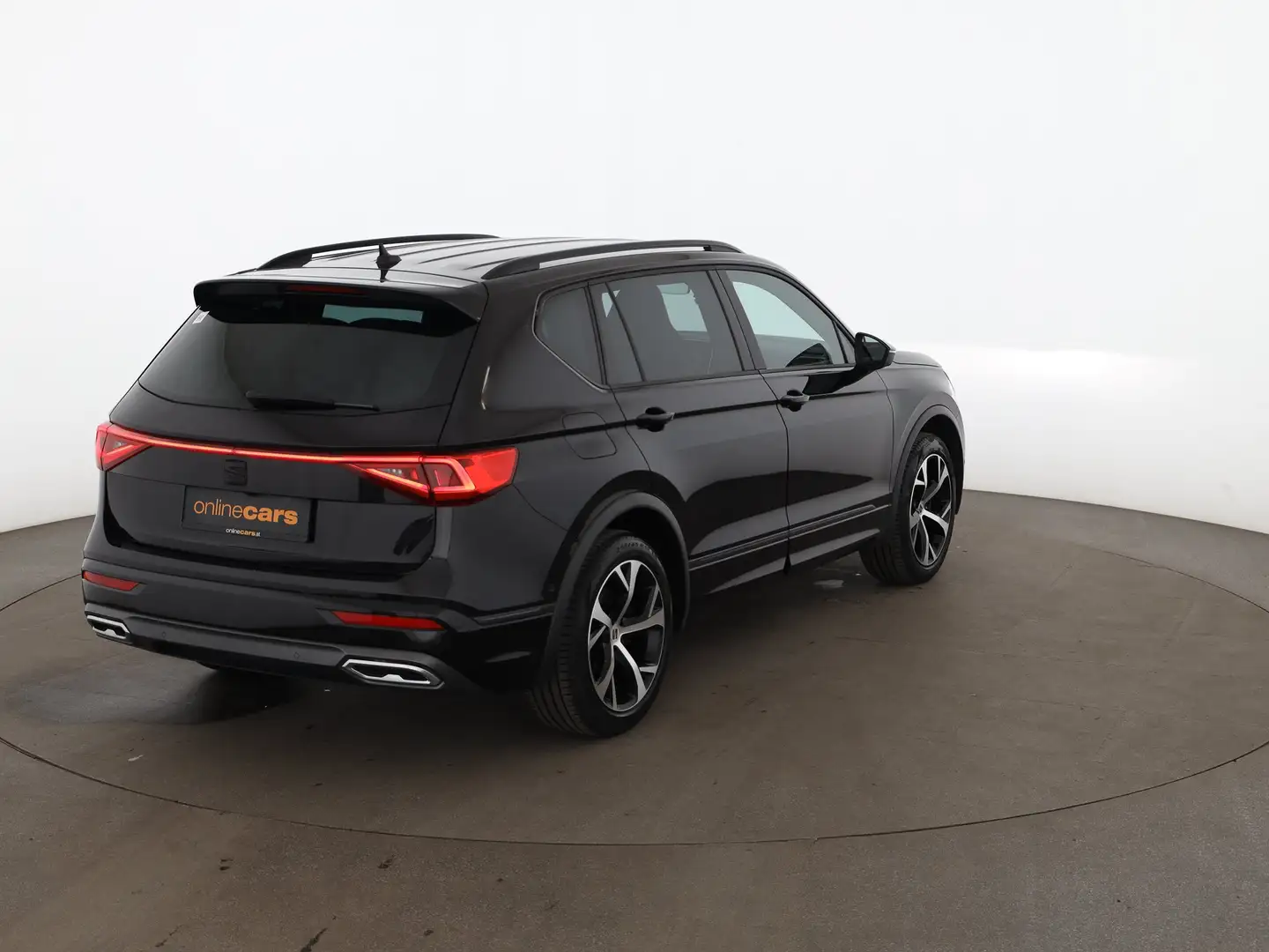 SEAT Tarraco 1.4 PHEV FR Aut LED AHK RADAR NAVI R-CAM Schwarz - 2
