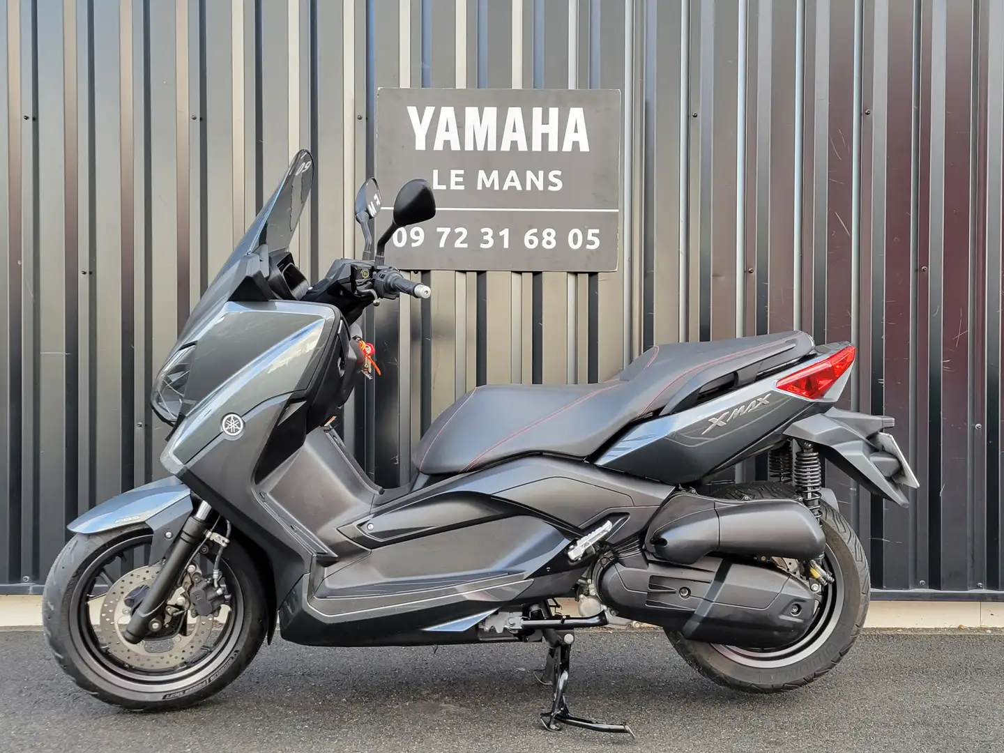 Yamaha X-Max 125 Grigio - 1