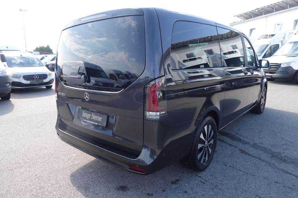 Mercedes-Benz EQV 300