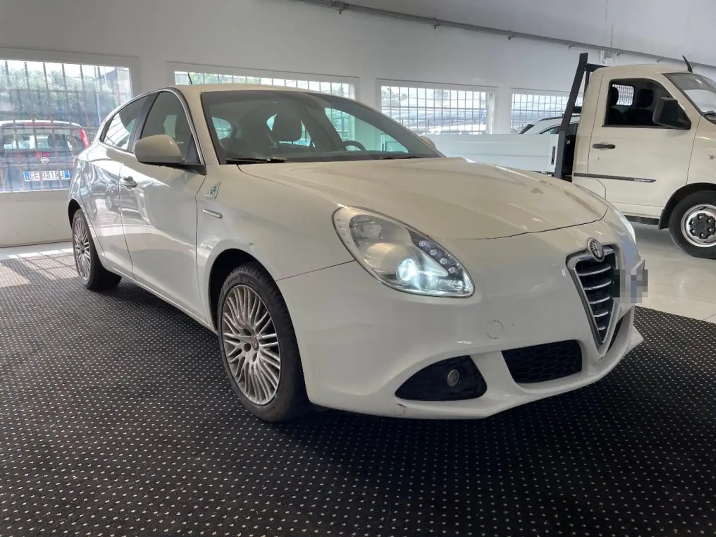 Alfa Romeo Giulietta 1.4 Turbo 120 CV GPL Bianco - 1
