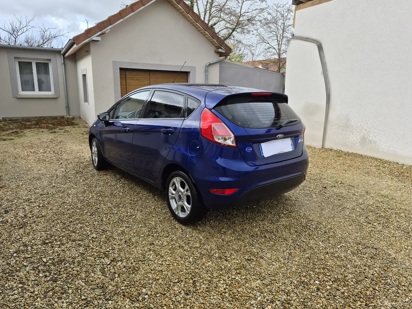 Ford Fiesta Fiesta 1.25 82 Edition Bleu - 2