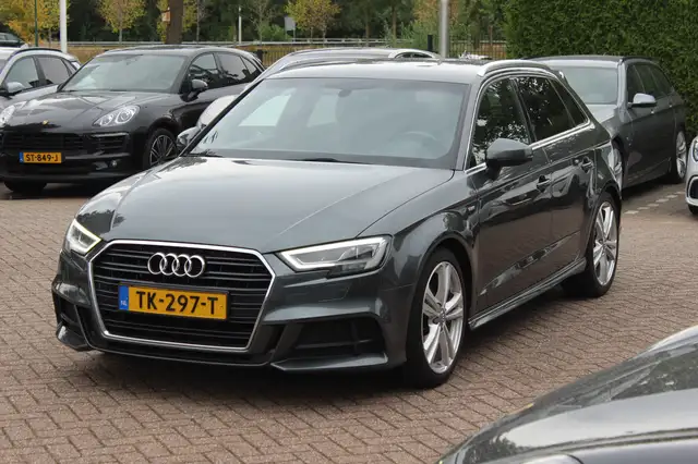 Audi A3 view 6