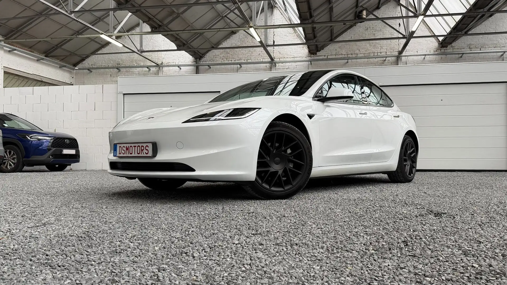 Tesla Model 3 AWD Dual Motor Long Range | €33.876 excl. BTW Wit - 2