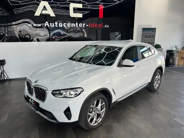 BMW X4 view 2