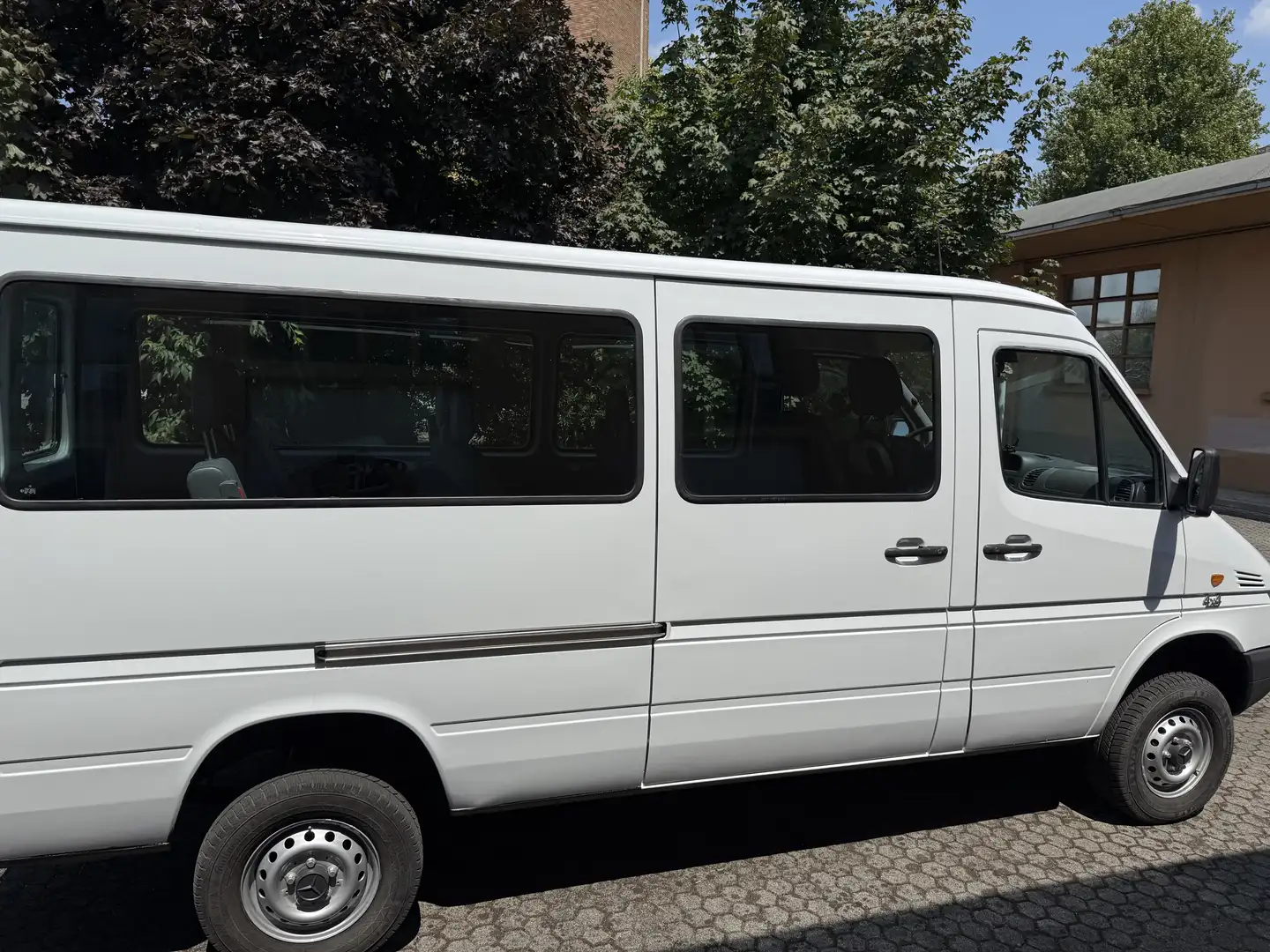 Mercedes-Benz Sprinter 4x4 9 posti - 2